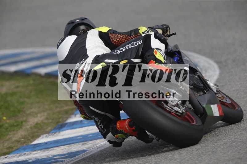 /Archiv-2024/01 26.-28.01.2024 Moto Center Thun Jerez/Gruppe blau-blue/backside